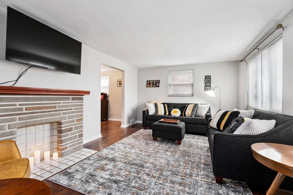 Open Floor Spacious Home, 15Min From Downtown, Private Garage, Kids Friendly Pittsburgh Extérieur photo