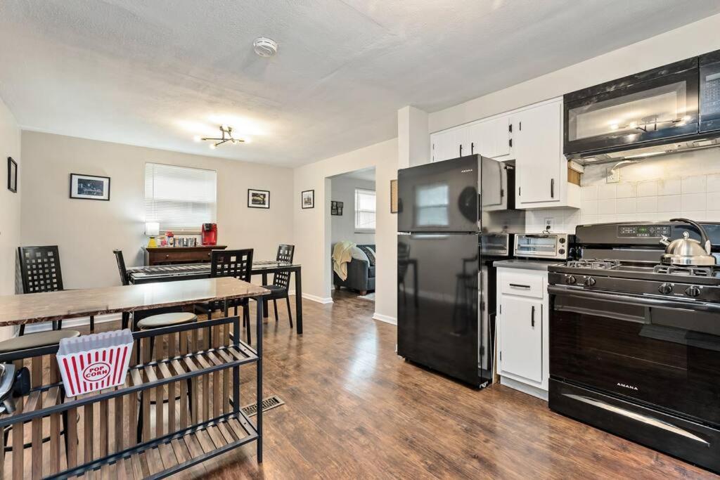 Open Floor Spacious Home, 15Min From Downtown, Private Garage, Kids Friendly Pittsburgh Extérieur photo