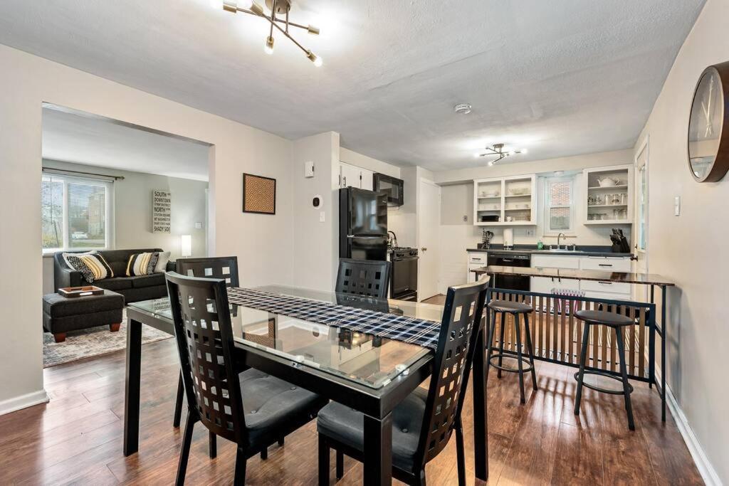 Open Floor Spacious Home, 15Min From Downtown, Private Garage, Kids Friendly Pittsburgh Extérieur photo