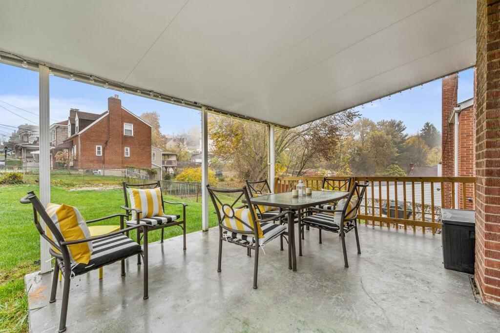 Open Floor Spacious Home, 15Min From Downtown, Private Garage, Kids Friendly Pittsburgh Extérieur photo